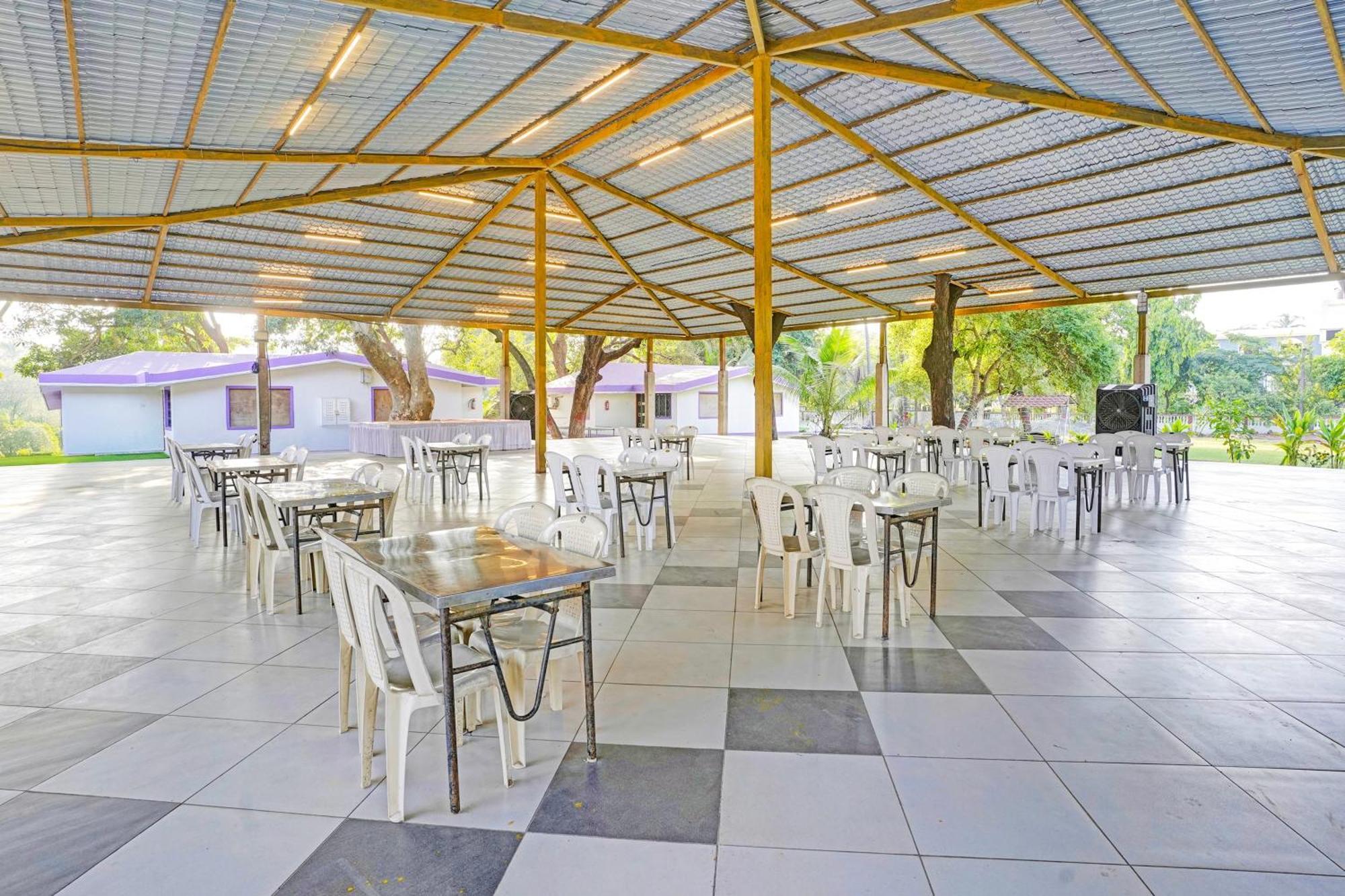 Hotel O Summer House Даман Экстерьер фото
